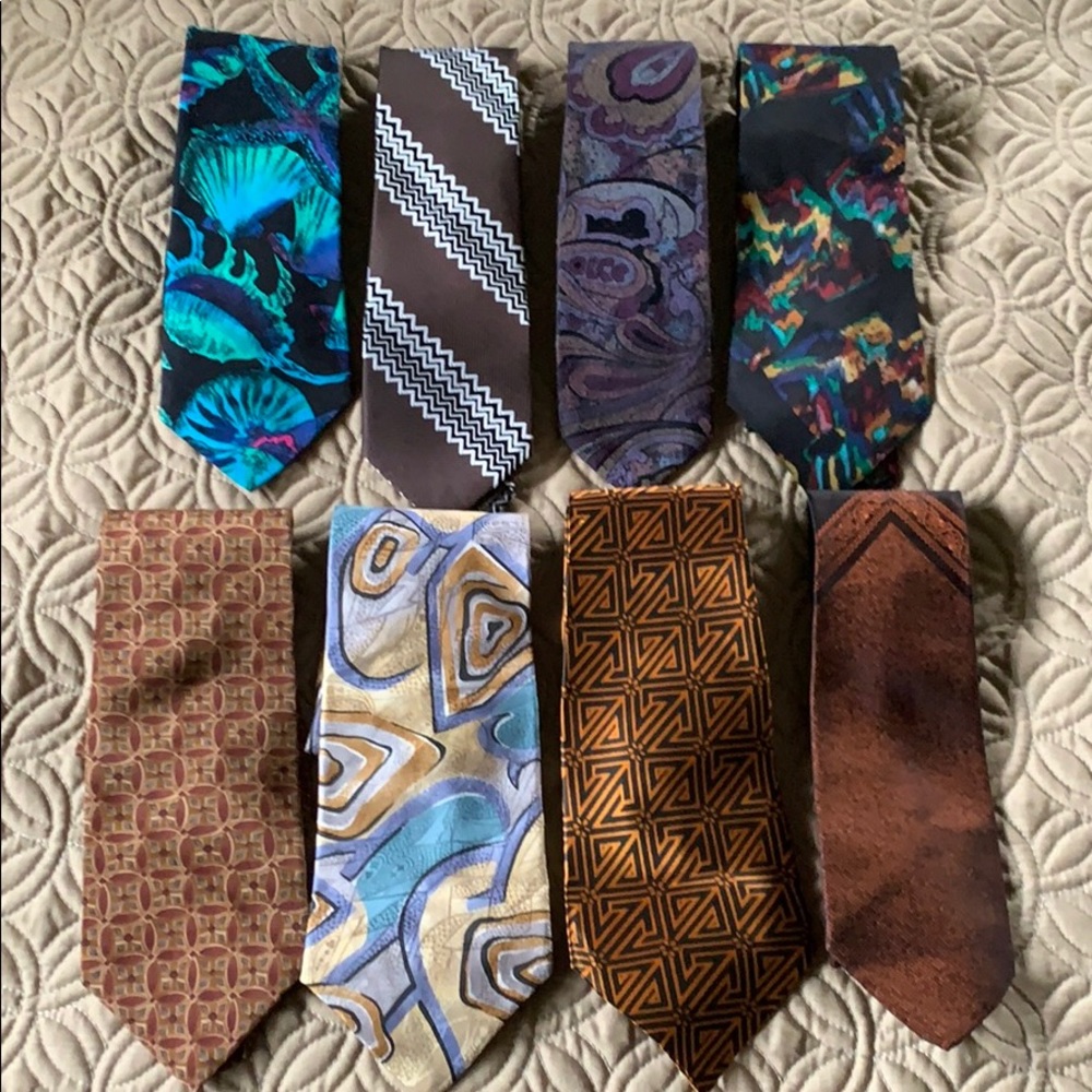Ties bundle of 8 handsome designs EUC❣️